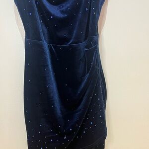 Windsor Midnight Blue Velvet Dress with Glittering Details